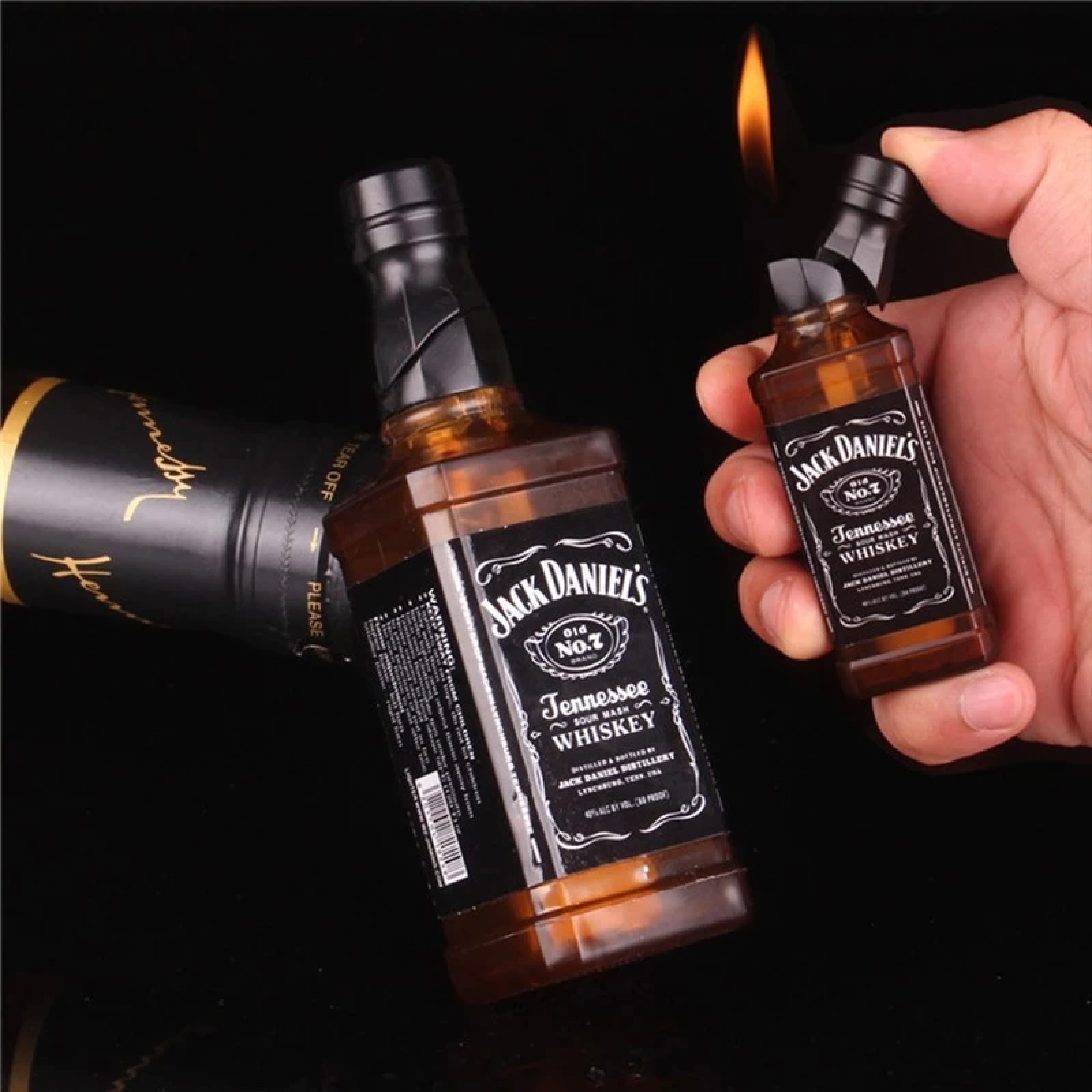 Creative Whiskey Wine Bottle Butane Inflatable Torch  Cigarette Cigar Smoking Lighter