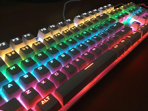 Leaven K660 RGB Gaming Mechanical Keyboard - Metal White