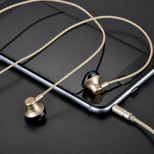 Wired earphones “M18 Gesi Metallic” with microphone